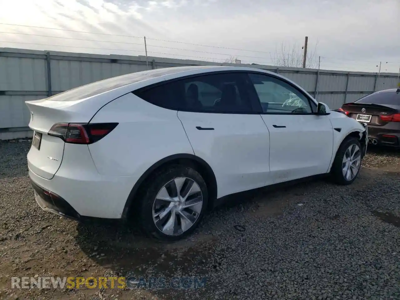 3 Photograph of a damaged car 7SAYGDEE0PA065923 TESLA MODEL Y 2023