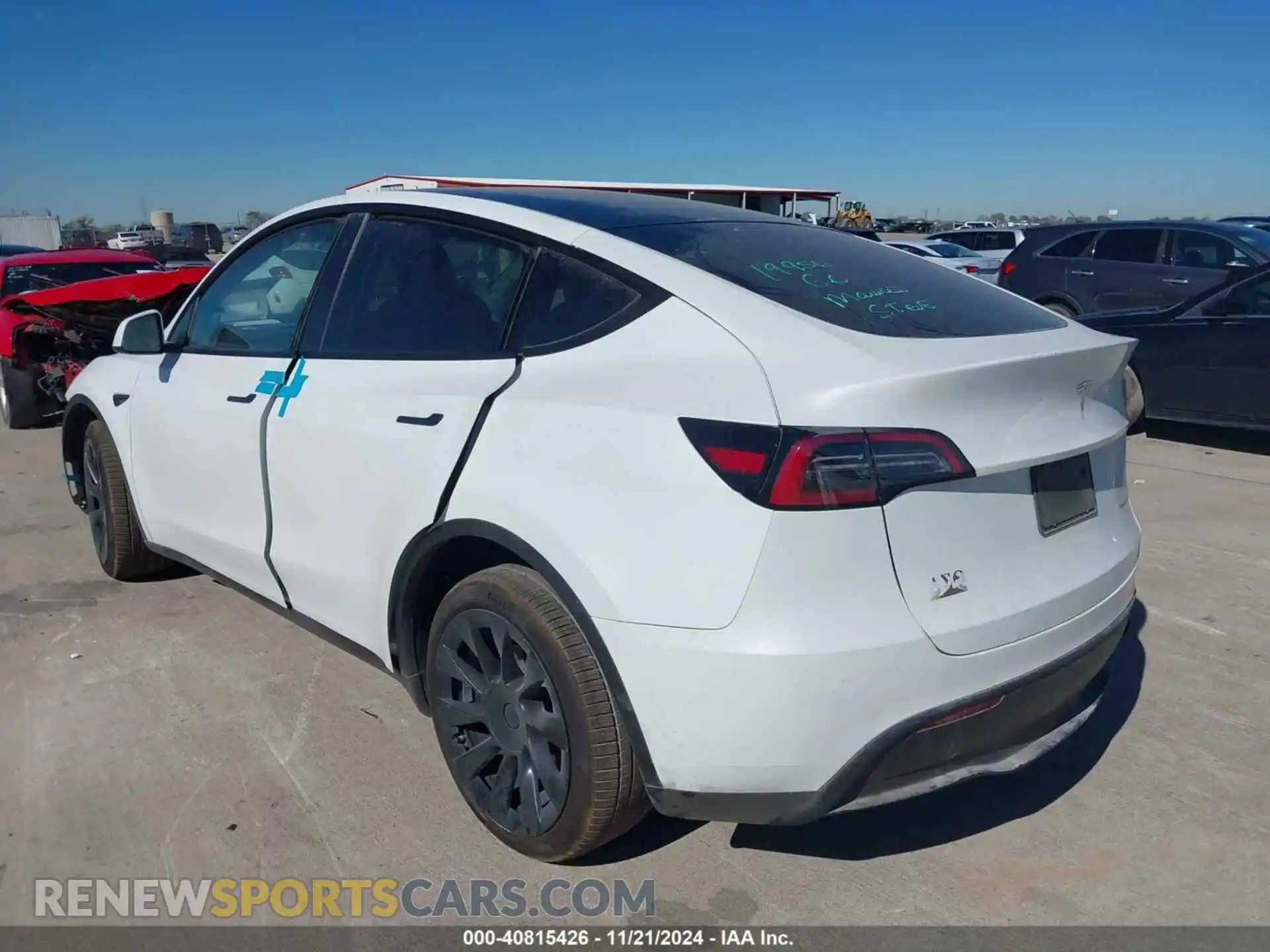 3 Photograph of a damaged car 7SAYGDEE0PA072015 TESLA MODEL Y 2023