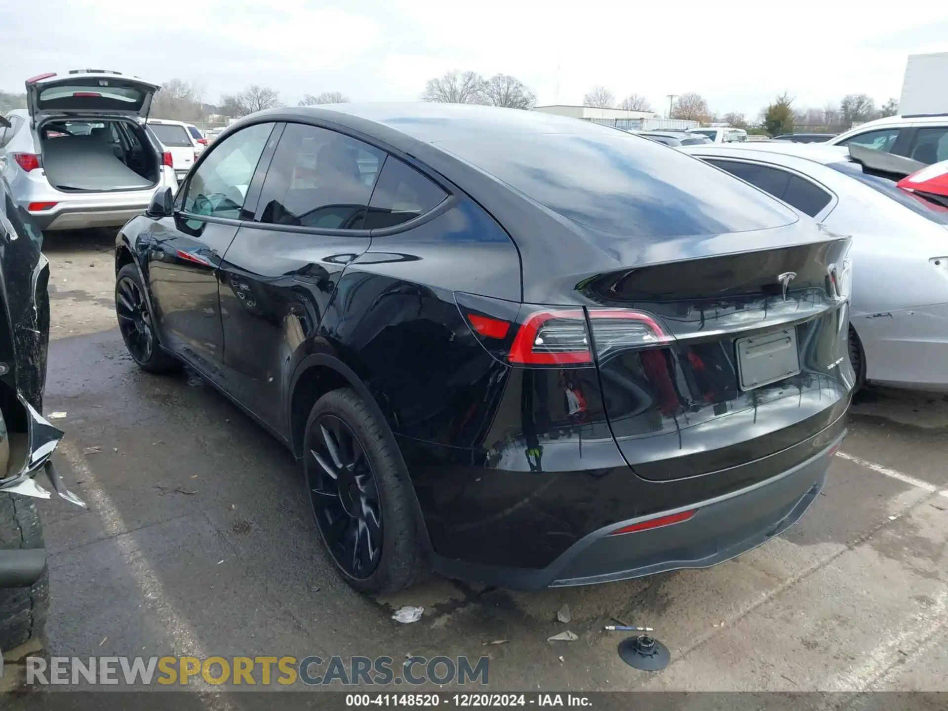 3 Photograph of a damaged car 7SAYGDEE0PA098842 TESLA MODEL Y 2023