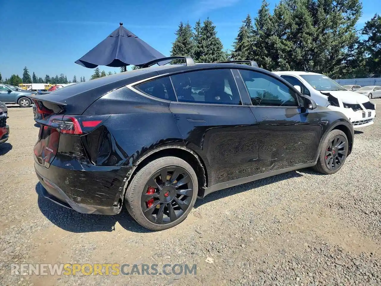 3 Photograph of a damaged car 7SAYGDEE0PA105031 TESLA MODEL Y 2023