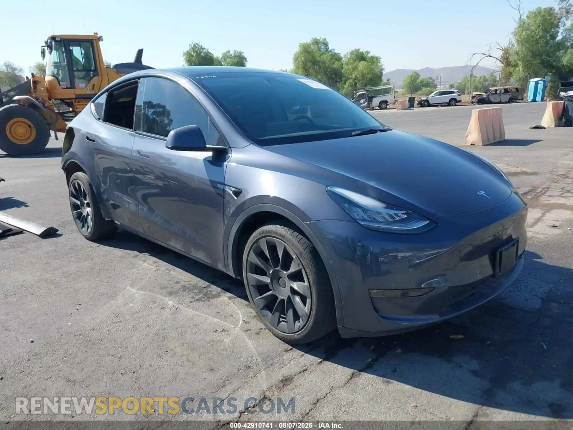 1 Photograph of a damaged car 7SAYGDEE0PA128759 TESLA MODEL Y 2023