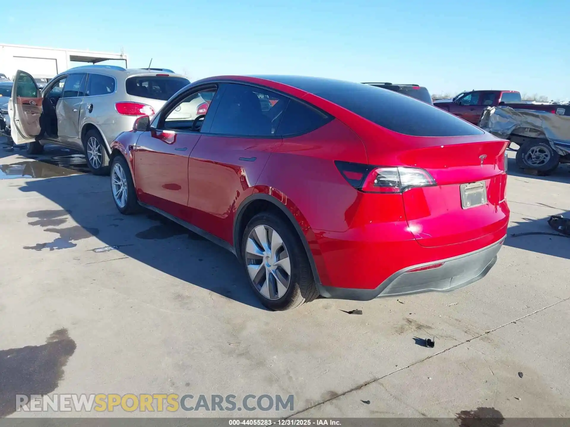 3 fotografías del automóvil dañado 7SAYGDEE0PA160028 TESLA MODEL Y 2023