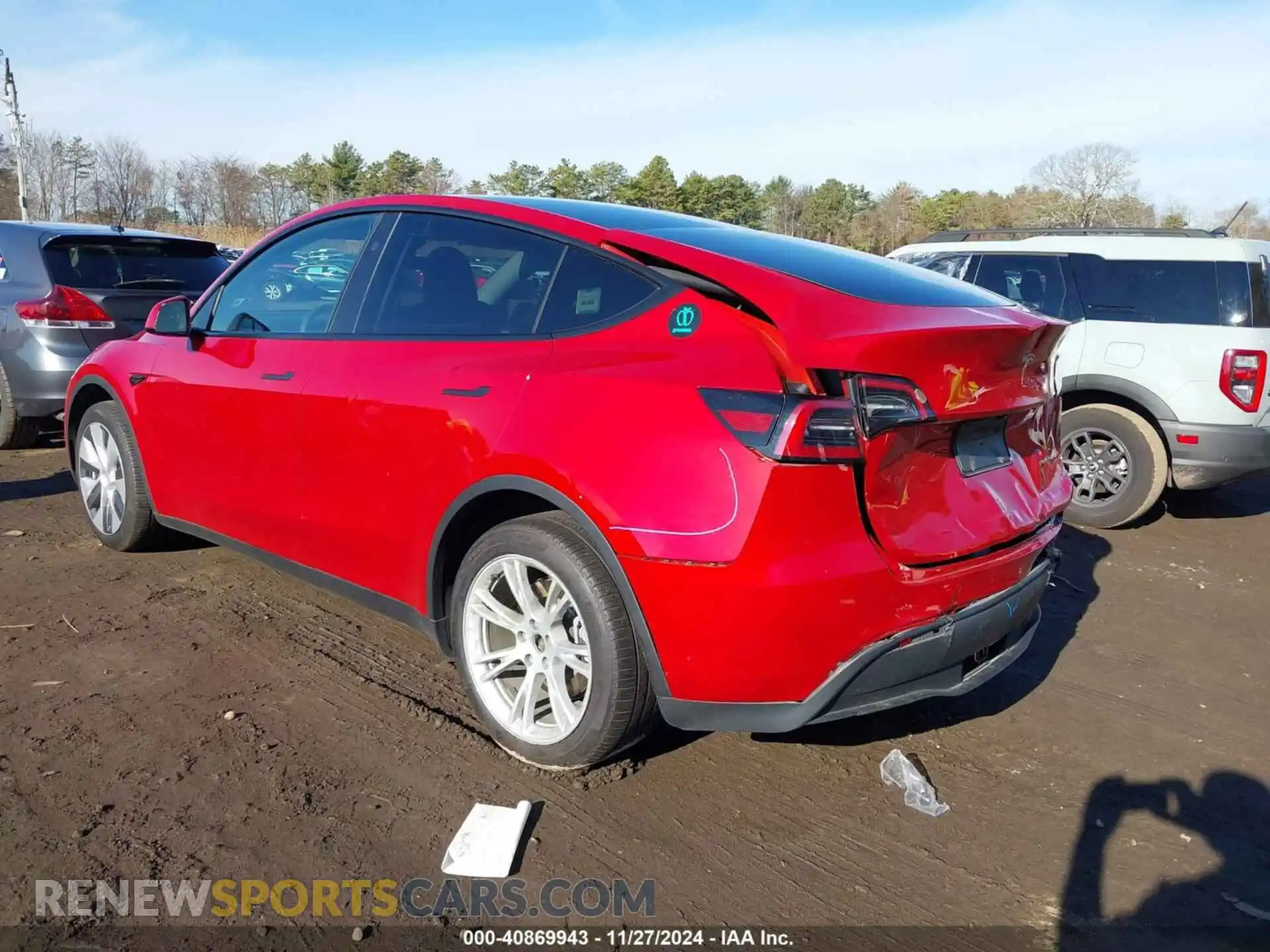 3 Photograph of a damaged car 7SAYGDEE0PA175922 TESLA MODEL Y 2023