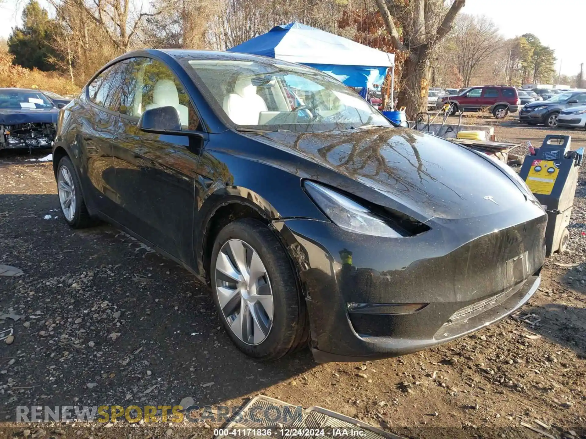 1 Photograph of a damaged car 7SAYGDEE0PA180294 TESLA MODEL Y 2023