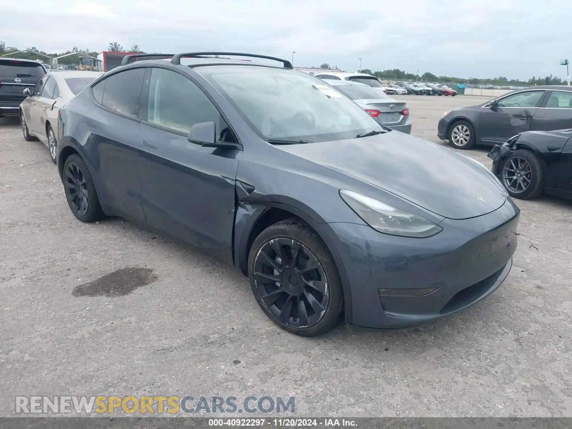 1 Photograph of a damaged car 7SAYGDEE0PA194633 TESLA MODEL Y 2023