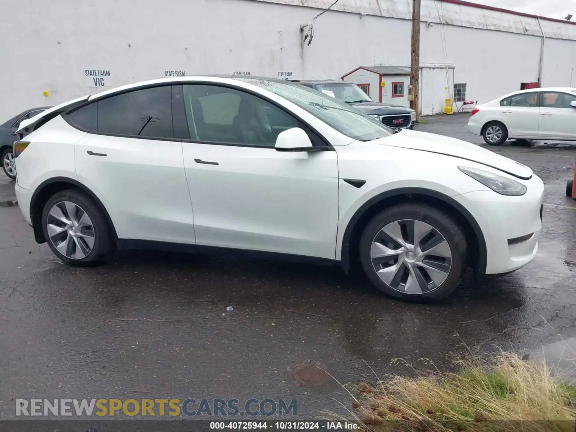 1 Photograph of a damaged car 7SAYGDEE0PF663755 TESLA MODEL Y 2023