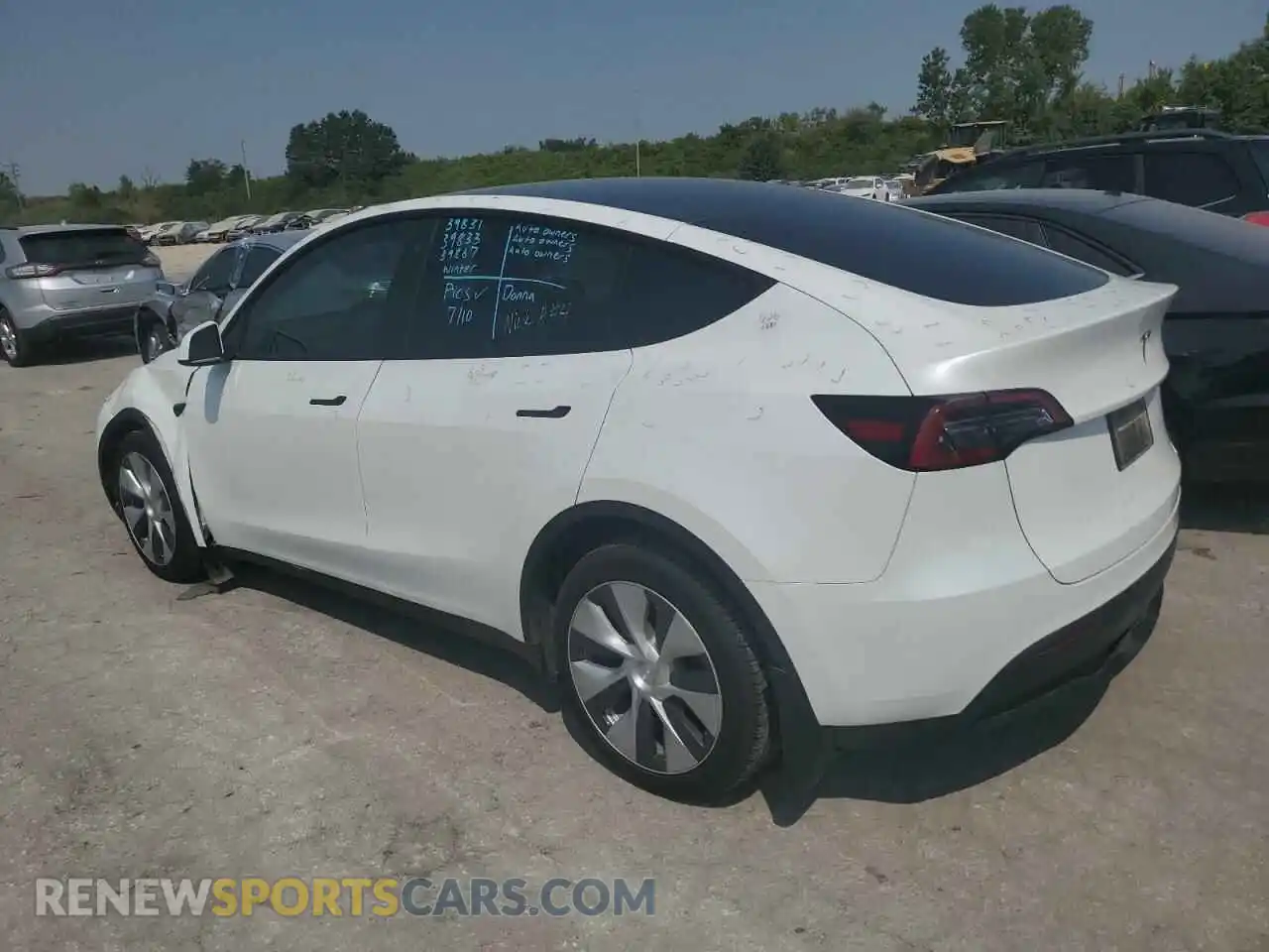 2 Photograph of a damaged car 7SAYGDEE0PF673590 TESLA MODEL Y 2023