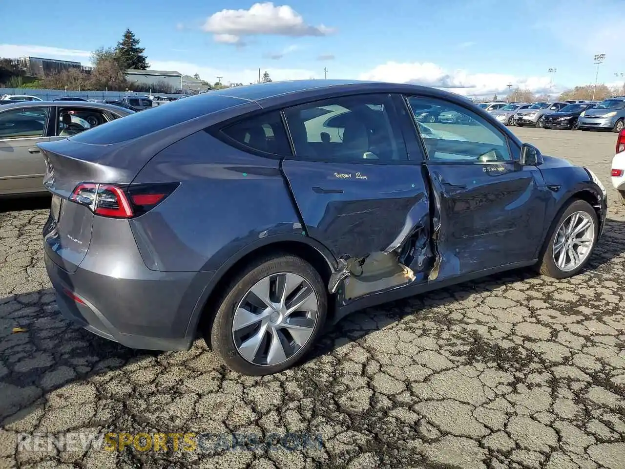 3 Фотография поврежденного автомобиля 7SAYGDEE0PF806588 TESLA MODEL Y 2023