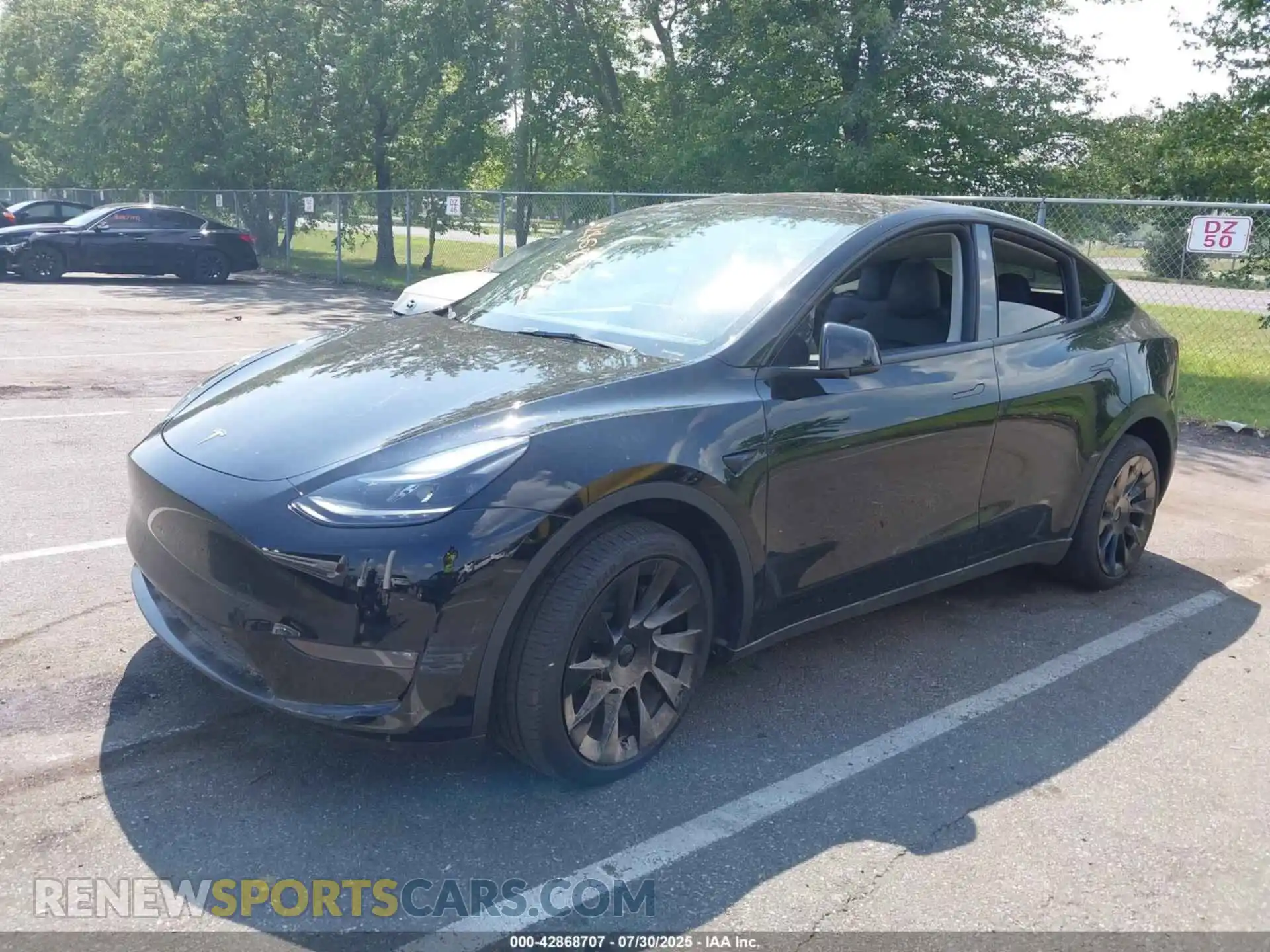 2 Photograph of a damaged car 7SAYGDEE0PF856083 TESLA MODEL Y 2023