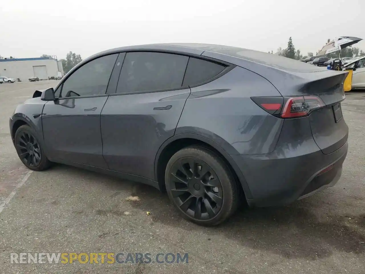 2 Photograph of a damaged car 7SAYGDEE0PF863017 TESLA MODEL Y 2023