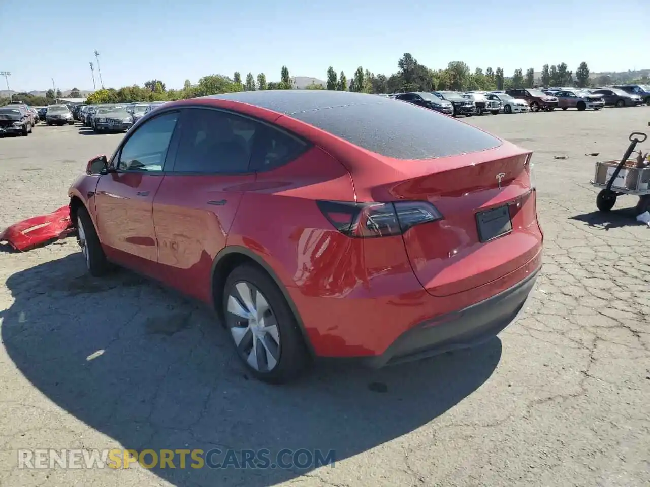 2 Photograph of a damaged car 7SAYGDEE0PF883266 TESLA MODEL Y 2023