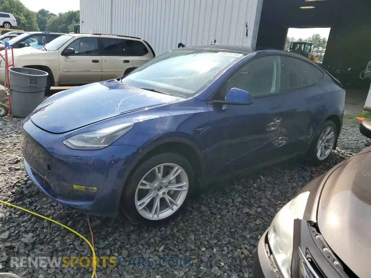 1 Photograph of a damaged car 7SAYGDEE0PF894963 TESLA MODEL Y 2023