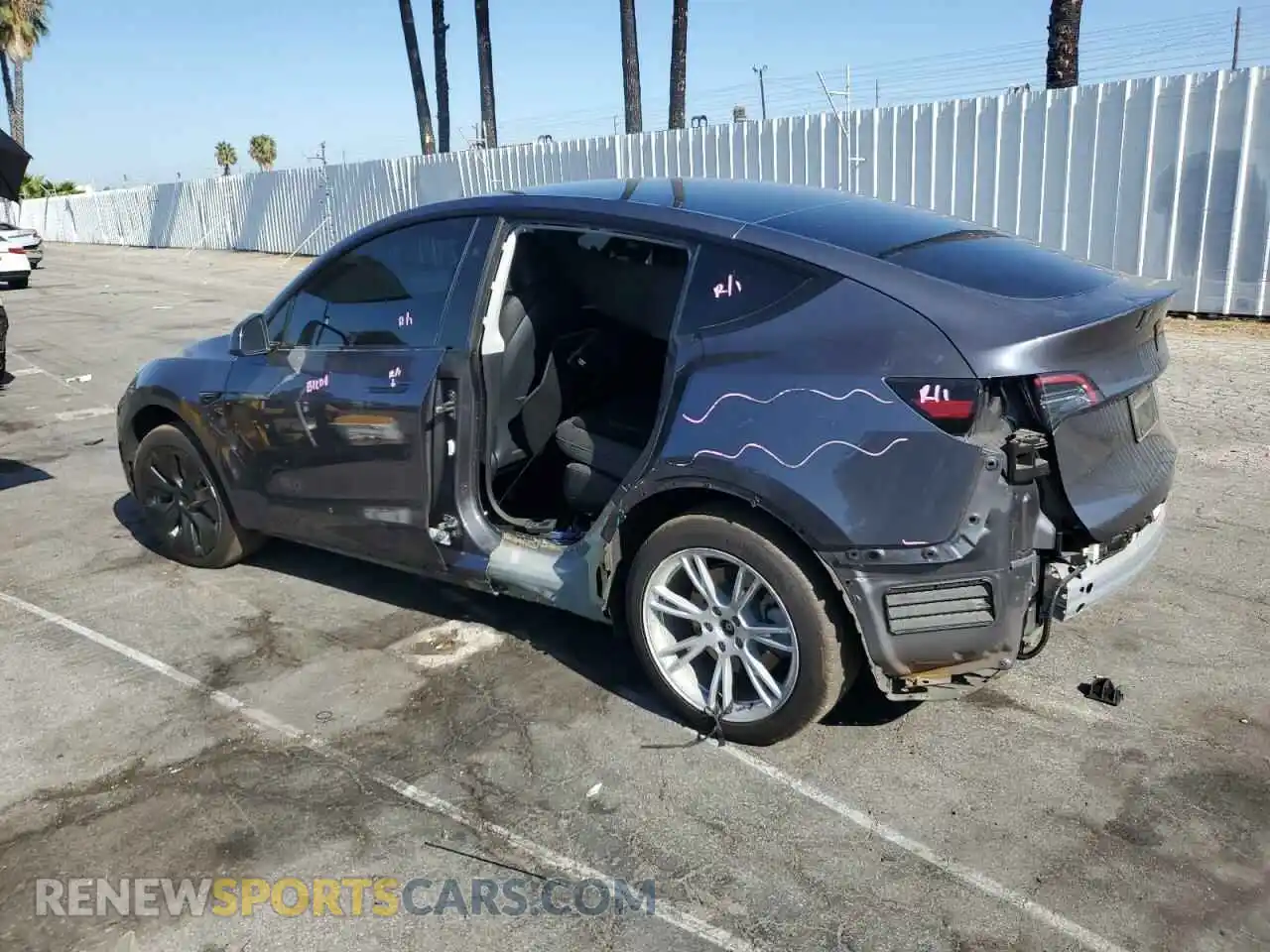 2 Photograph of a damaged car 7SAYGDEE0PF917741 TESLA MODEL Y 2023