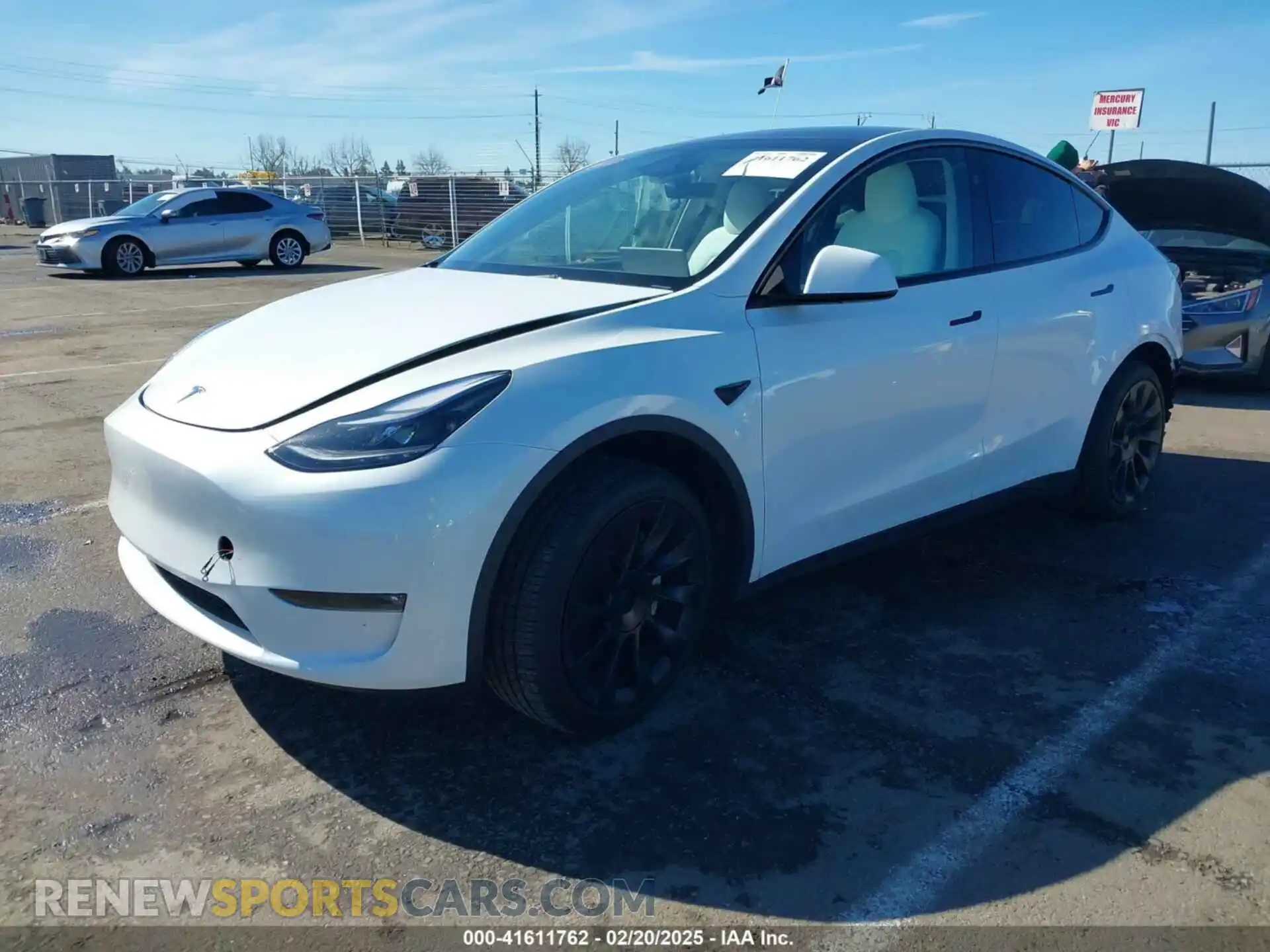 2 Photograph of a damaged car 7SAYGDEE0PF945202 TESLA MODEL Y 2023