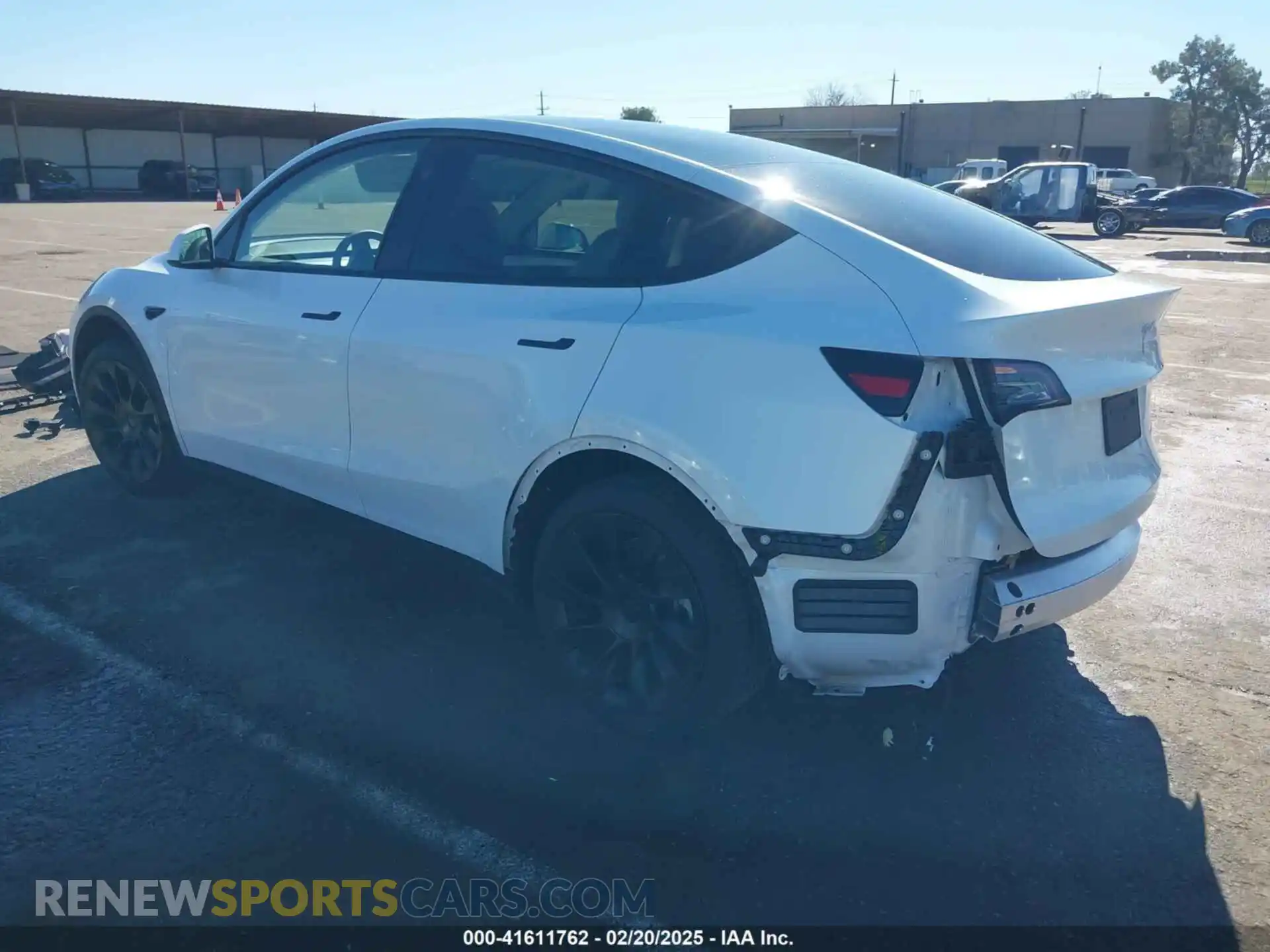 3 Photograph of a damaged car 7SAYGDEE0PF945202 TESLA MODEL Y 2023