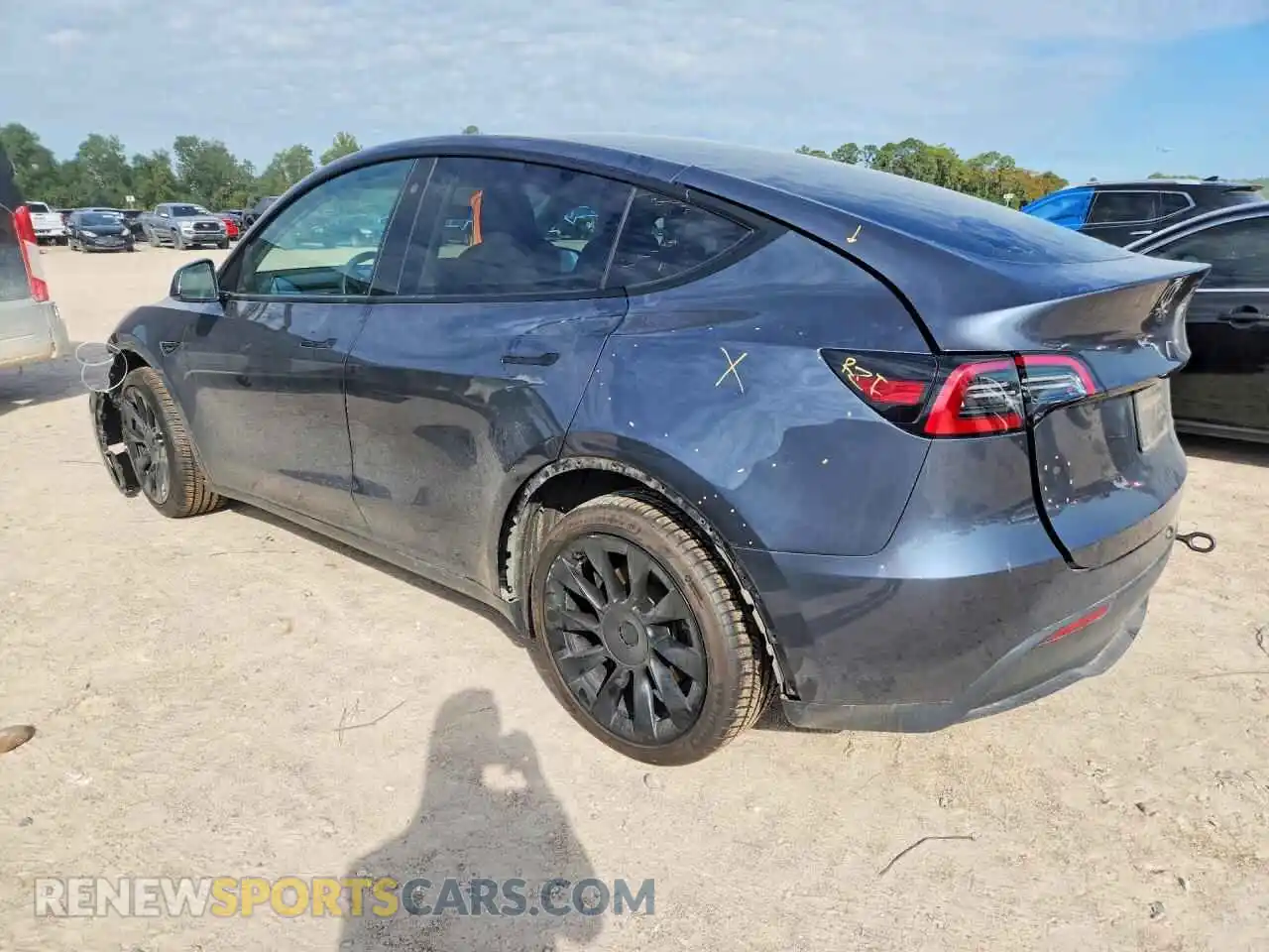 2 Photograph of a damaged car 7SAYGDEE1PA031232 TESLA MODEL Y 2023