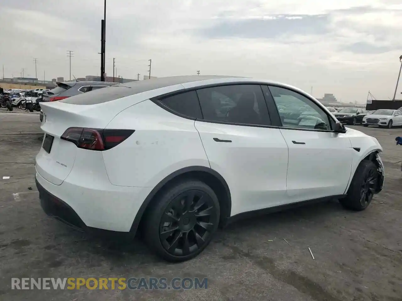 3 Photograph of a damaged car 7SAYGDEE1PA033837 TESLA MODEL Y 2023
