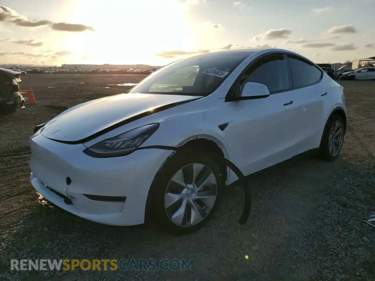 1 Photograph of a damaged car 7SAYGDEE1PA039069 TESLA MODEL Y 2023