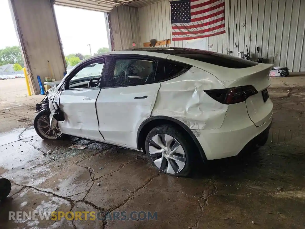 2 Photograph of a damaged car 7SAYGDEE1PA040576 TESLA MODEL Y 2023
