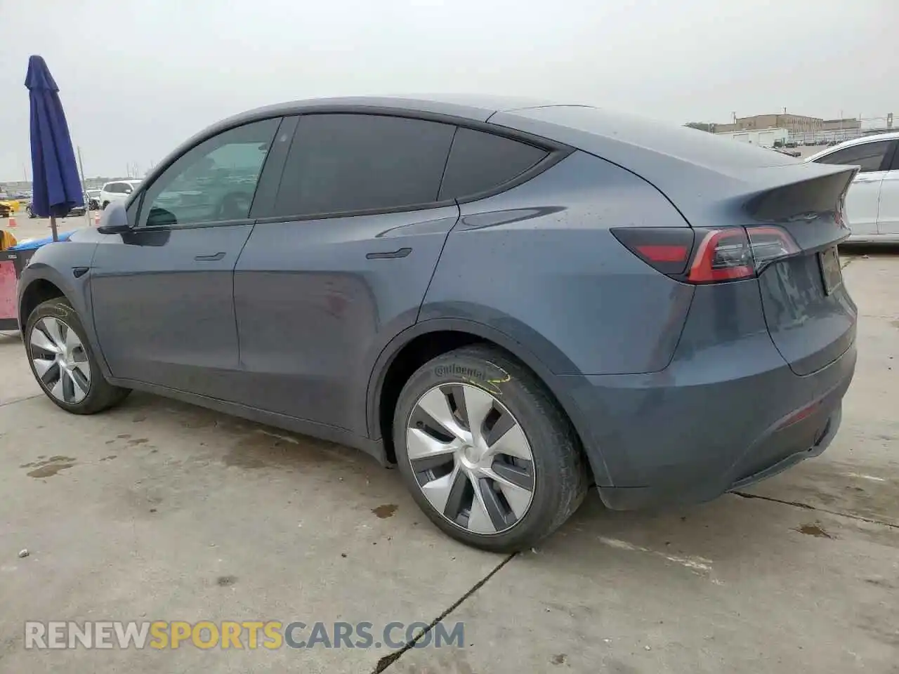 2 Photograph of a damaged car 7SAYGDEE1PA042327 TESLA MODEL Y 2023