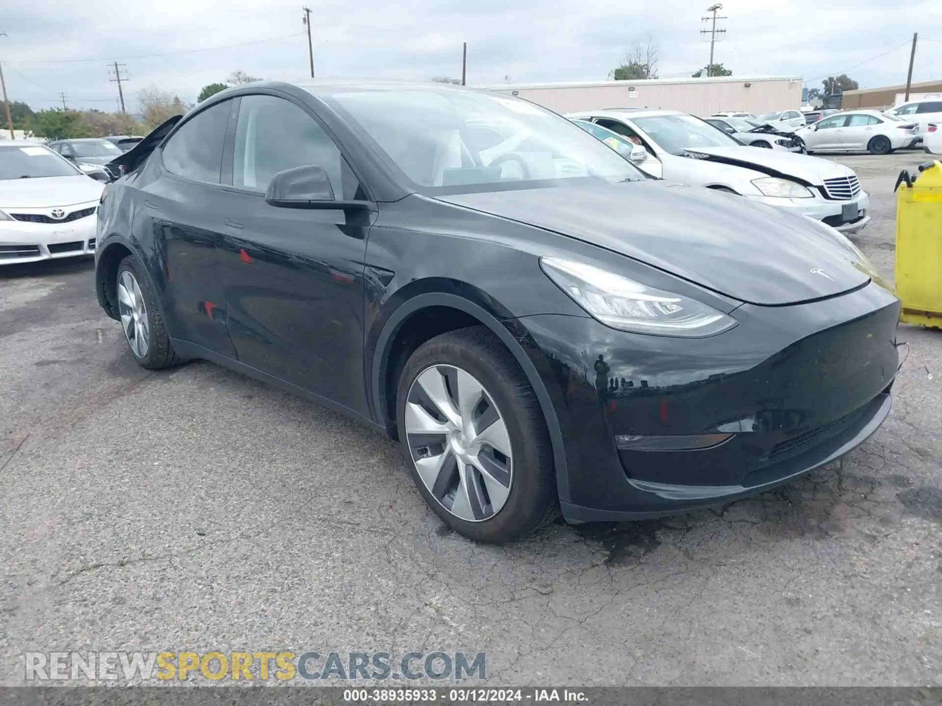 1 Photograph of a damaged car 7SAYGDEE1PA060049 TESLA MODEL Y 2023