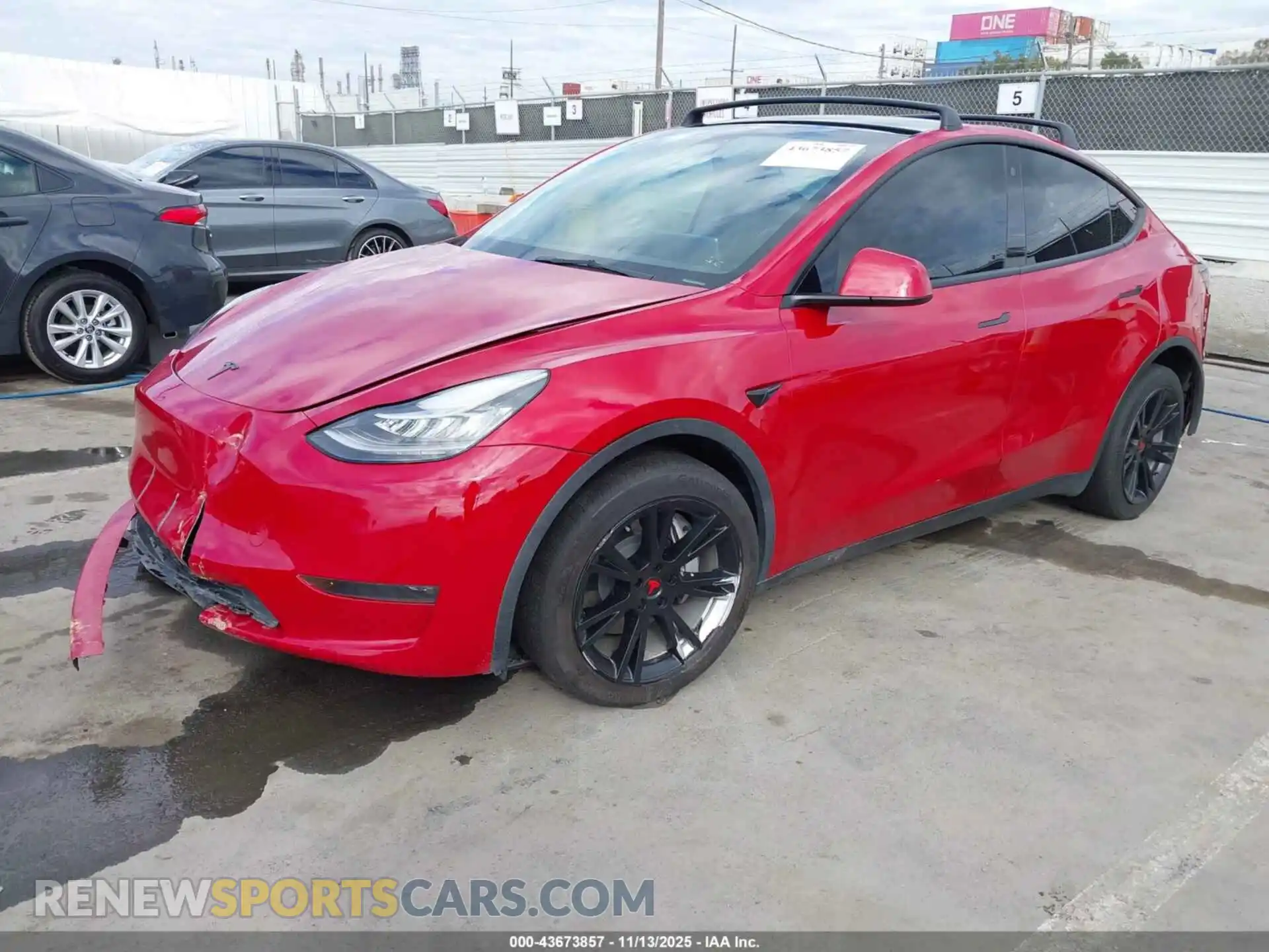 2 Photograph of a damaged car 7SAYGDEE1PA065333 TESLA MODEL Y 2023