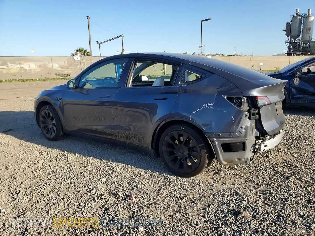 2 Photograph of a damaged car 7SAYGDEE1PA076655 TESLA MODEL Y 2023