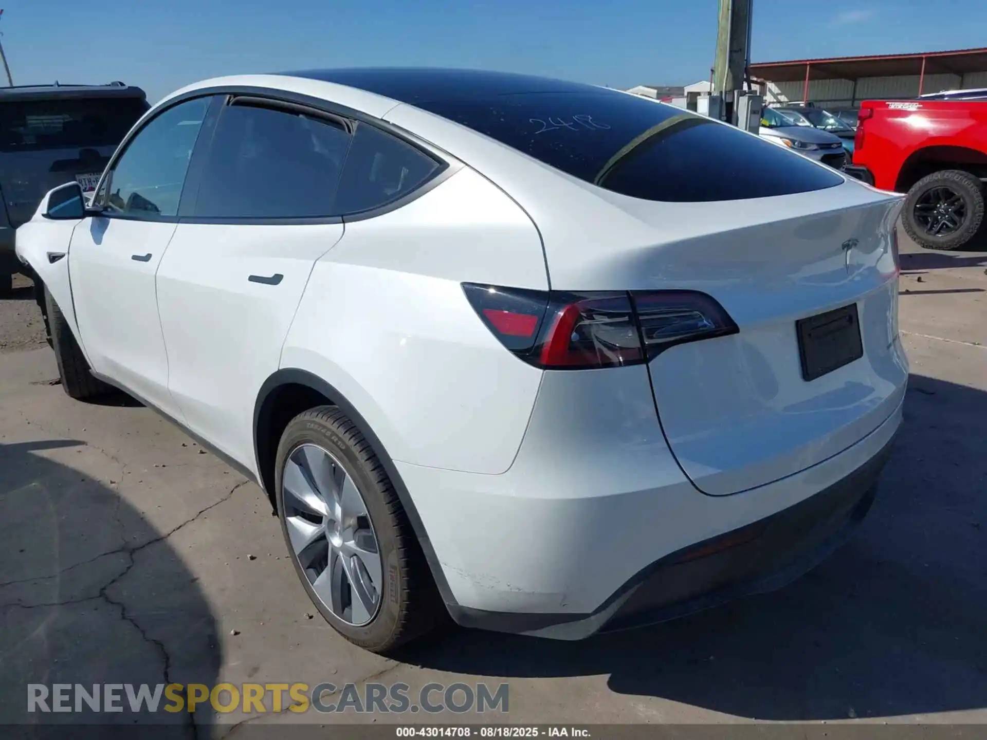 3 Photograph of a damaged car 7SAYGDEE1PA092418 TESLA MODEL Y 2023