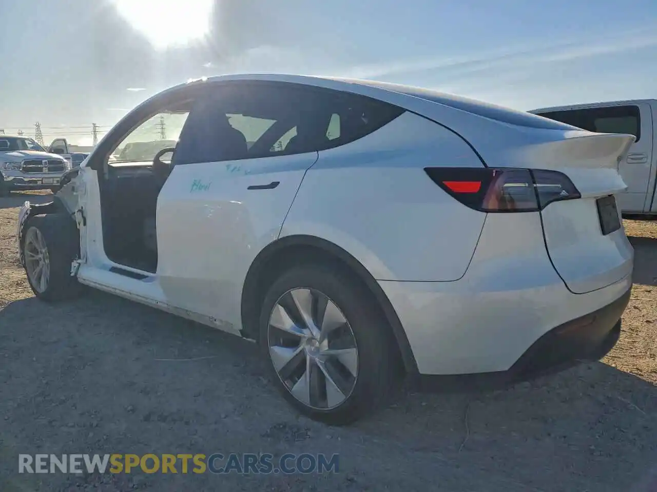 2 Photograph of a damaged car 7SAYGDEE1PA095156 TESLA MODEL Y 2023