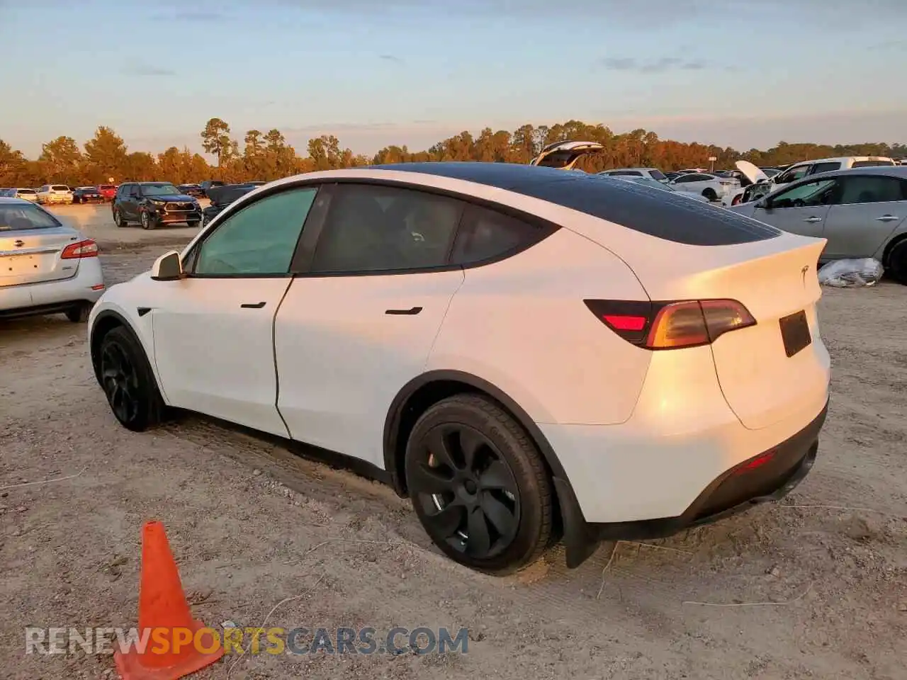2 Photograph of a damaged car 7SAYGDEE1PA107810 TESLA MODEL Y 2023
