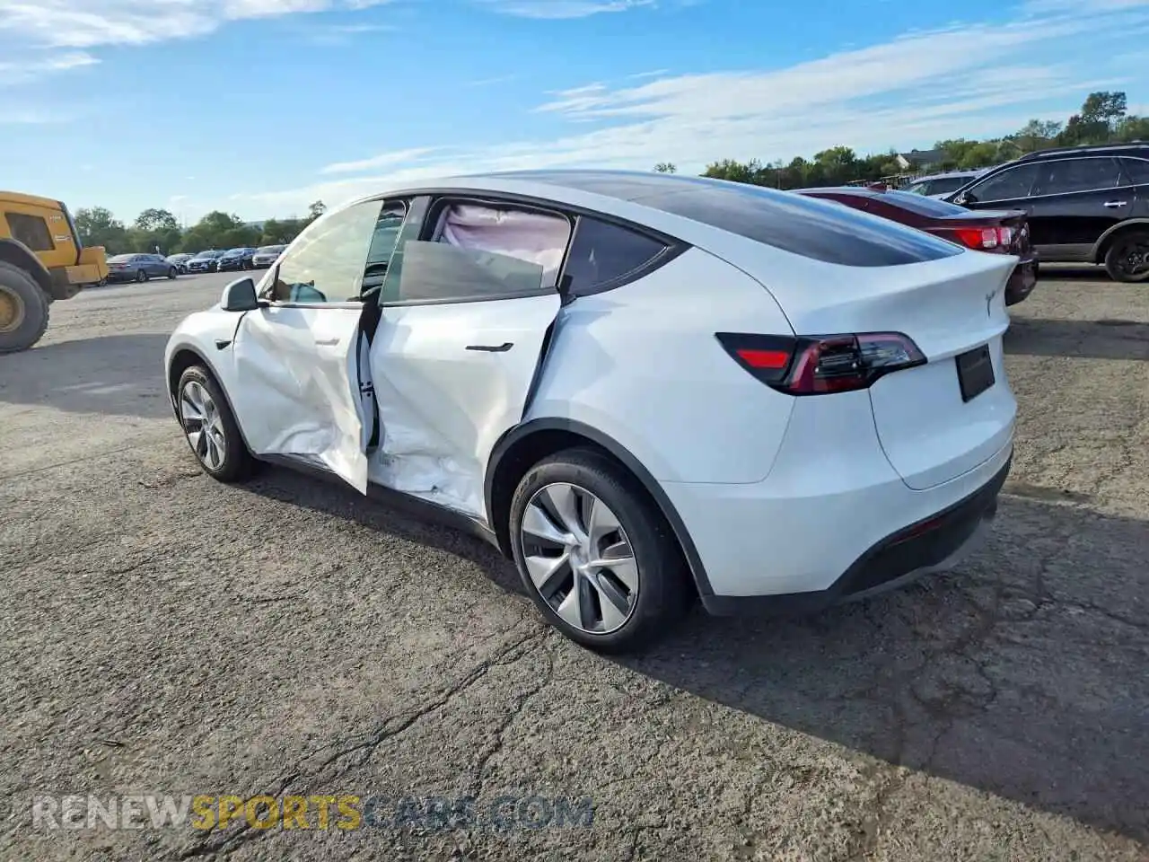 2 Фотография поврежденного автомобиля 7SAYGDEE1PA111761 TESLA MODEL Y 2023
