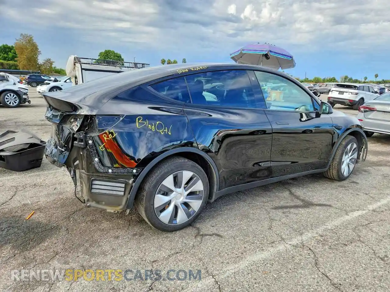 3 Photograph of a damaged car 7SAYGDEE1PA127443 TESLA MODEL Y 2023