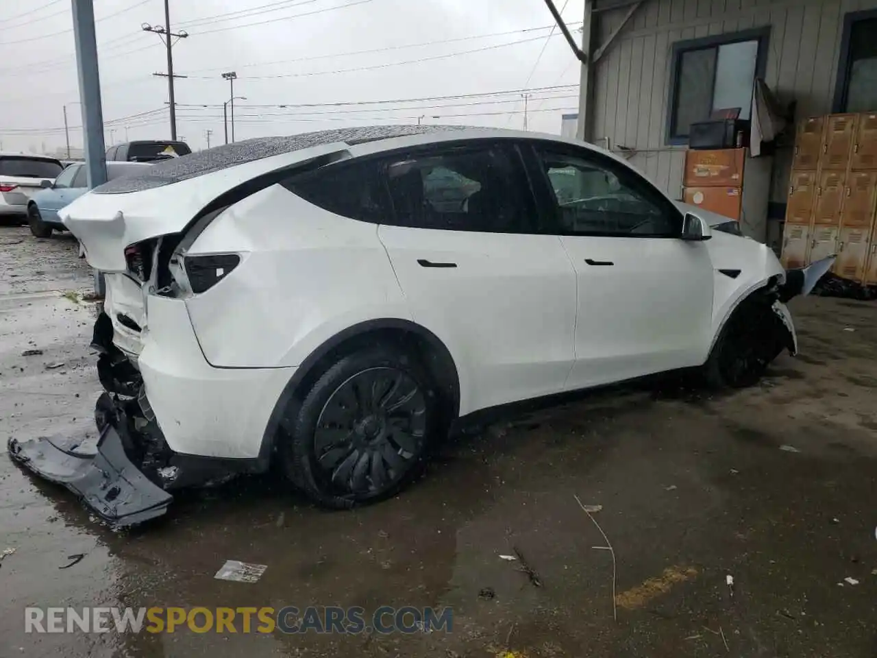 3 Photograph of a damaged car 7SAYGDEE1PA131217 TESLA MODEL Y 2023