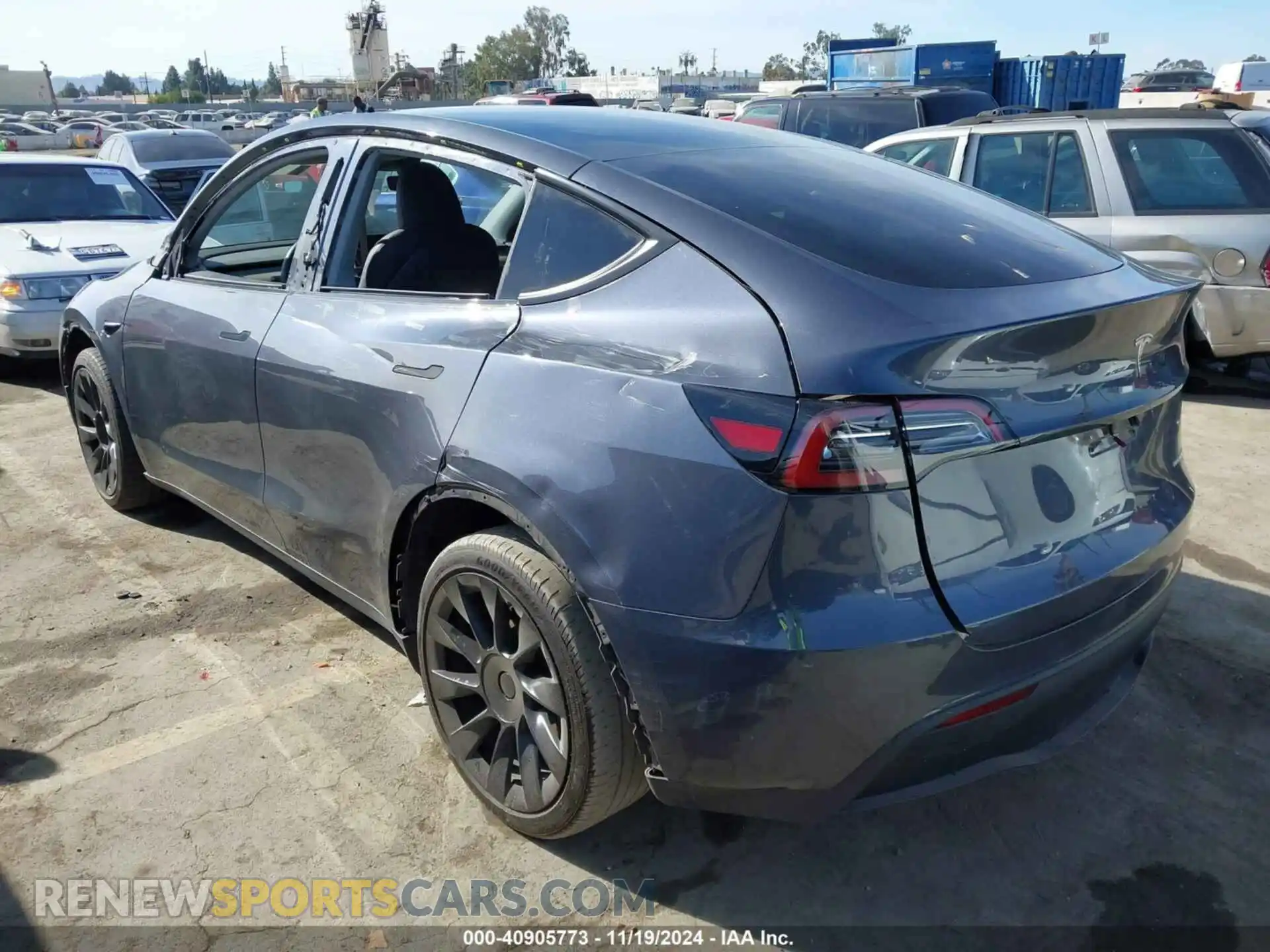 3 fotografías del automóvil dañado 7SAYGDEE1PA137017 TESLA MODEL Y 2023