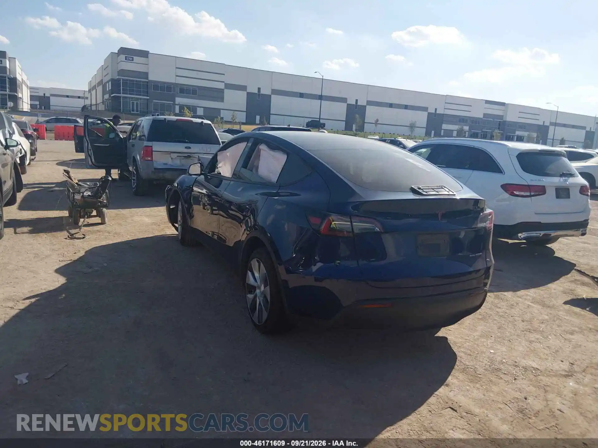3 Photograph of a damaged car 7SAYGDEE1PA148745 TESLA MODEL Y 2023