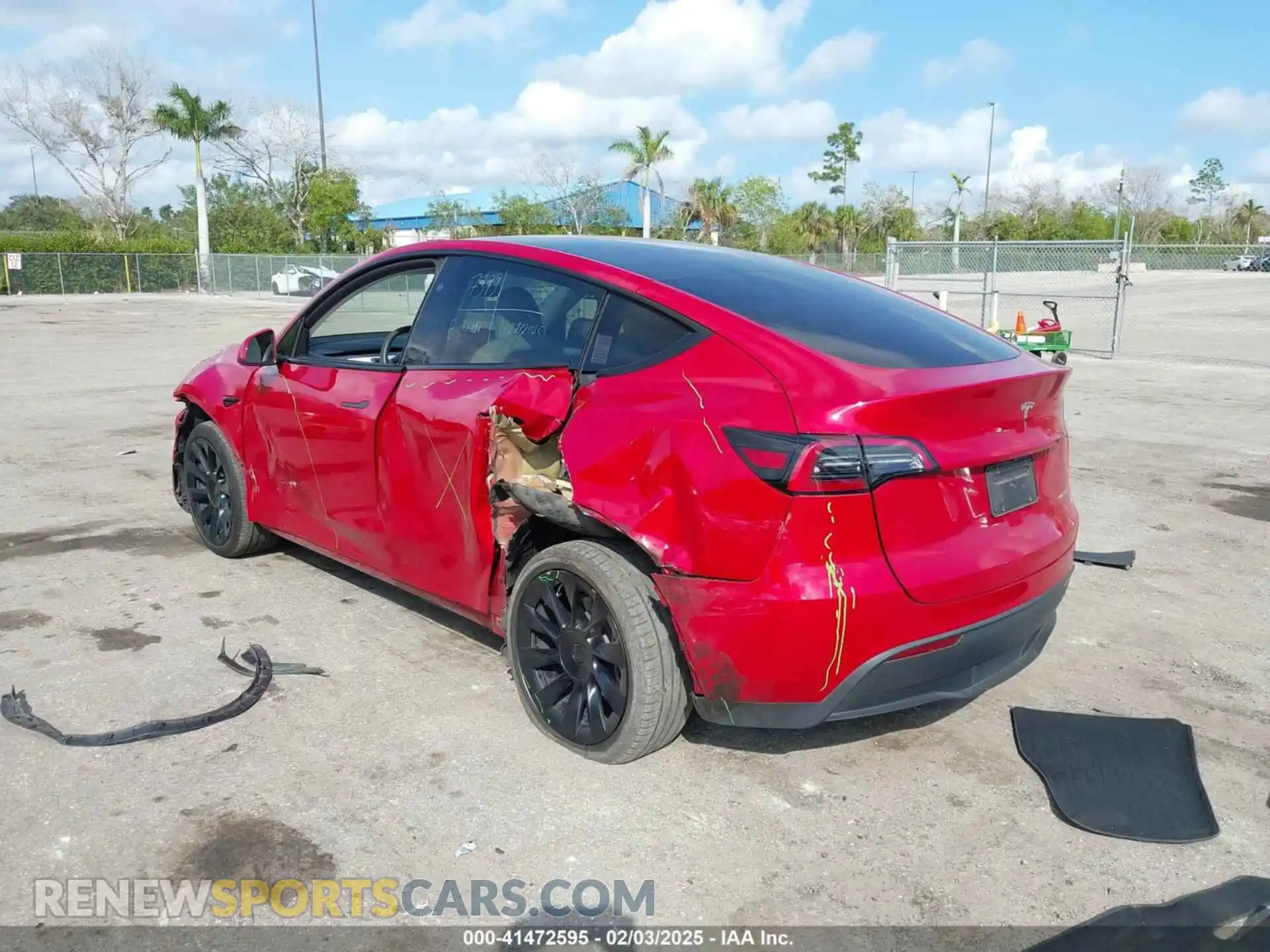 3 Photograph of a damaged car 7SAYGDEE1PA154996 TESLA MODEL Y 2023