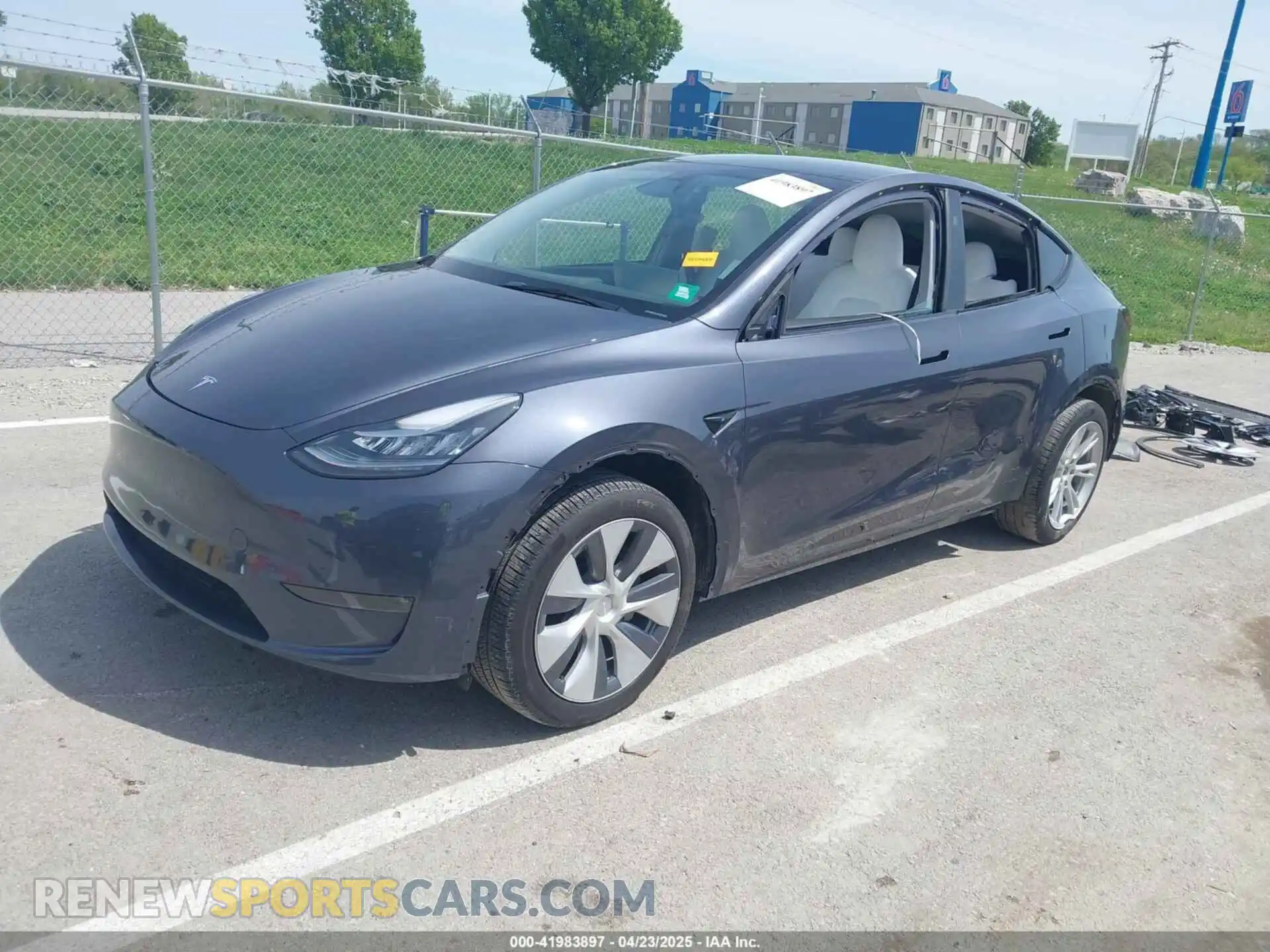 2 Фотография поврежденного автомобиля 7SAYGDEE1PA158661 TESLA MODEL Y 2023