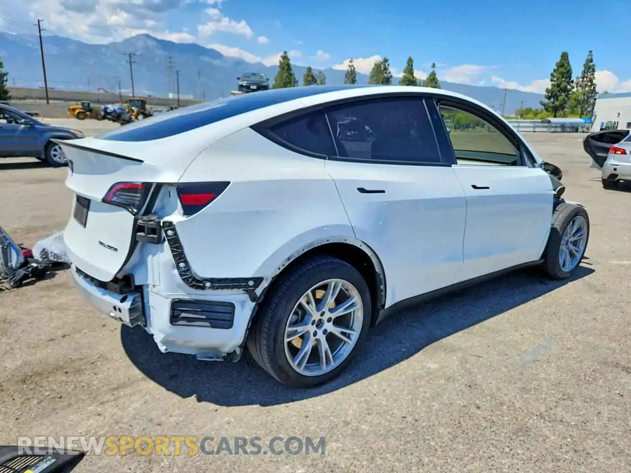 3 Photograph of a damaged car 7SAYGDEE1PA180093 TESLA MODEL Y 2023