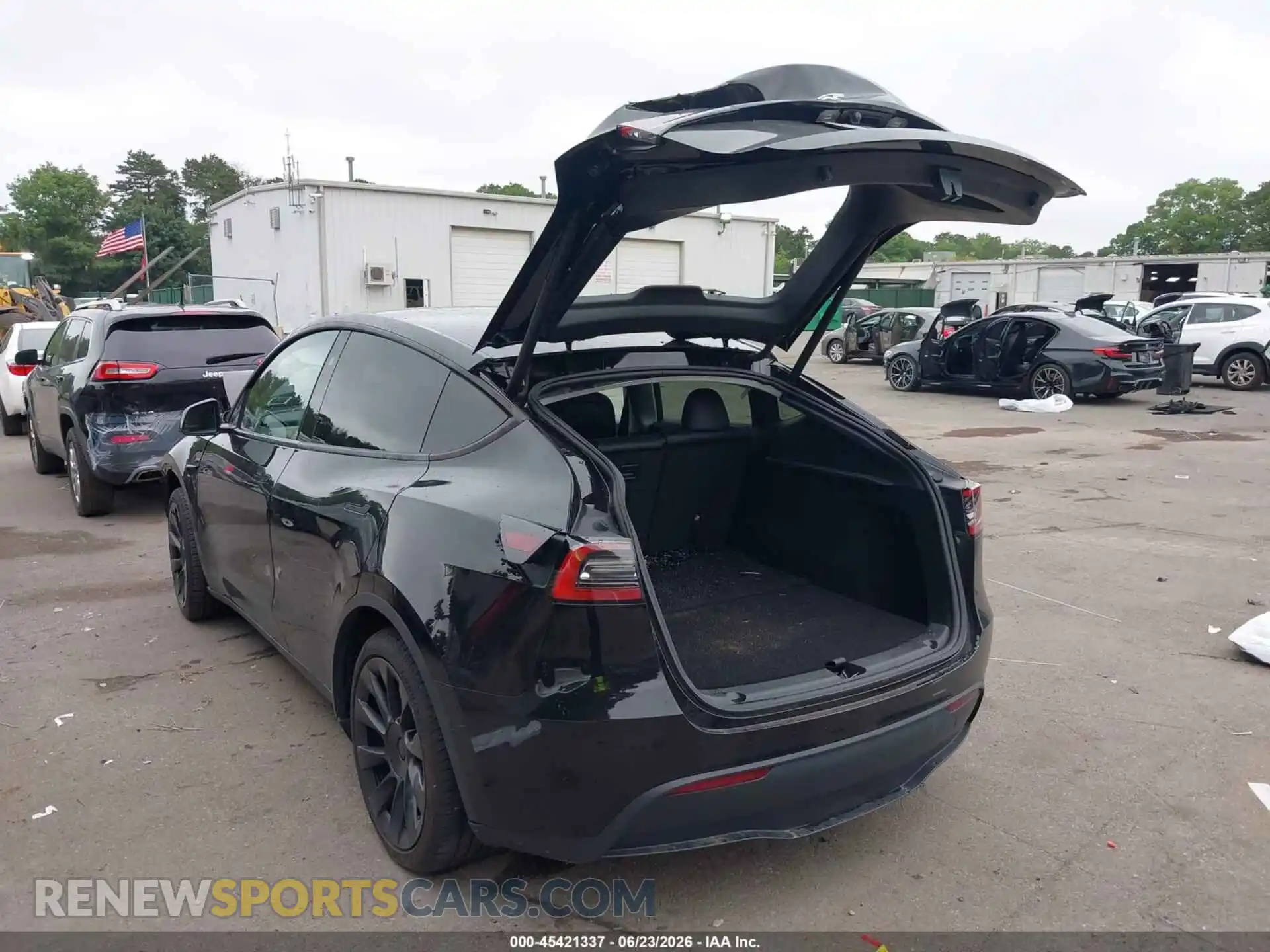 3 Photograph of a damaged car 7SAYGDEE1PA182152 TESLA MODEL Y 2023