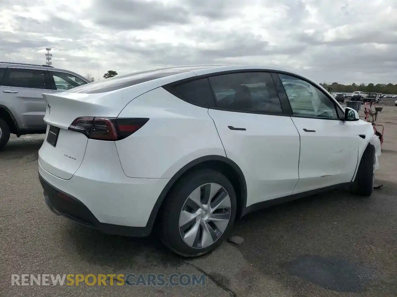 3 Photograph of a damaged car 7SAYGDEE1PA189585 TESLA MODEL Y 2023