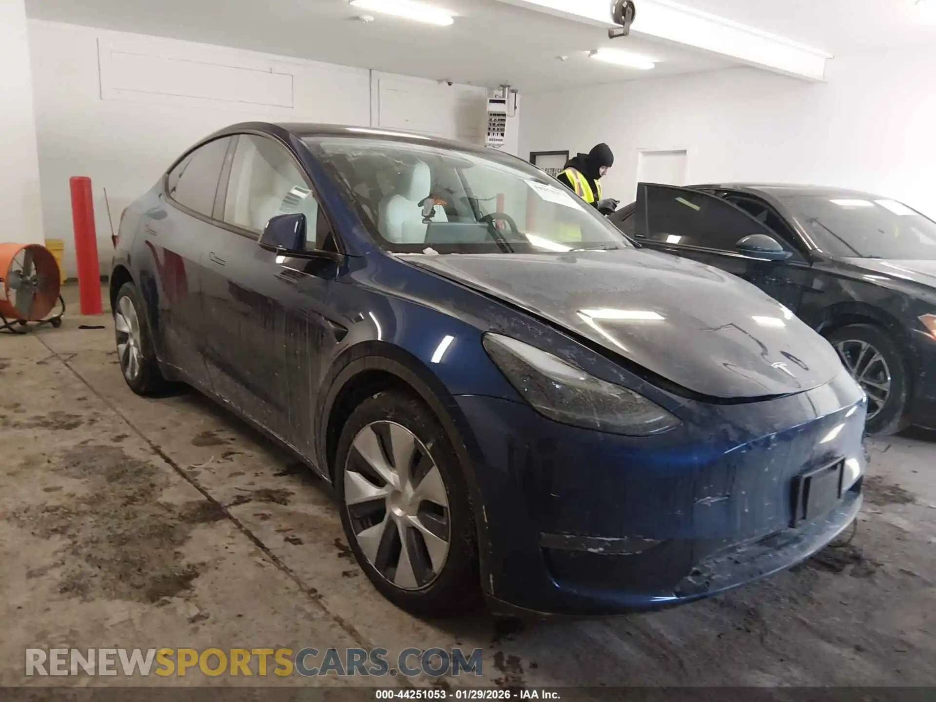 1 Photograph of a damaged car 7SAYGDEE1PA192597 TESLA MODEL Y 2023