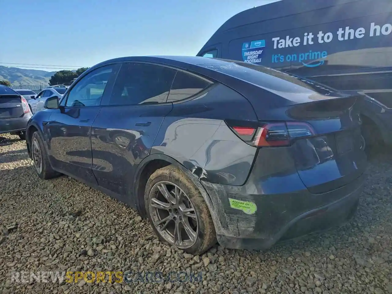 2 fotografías del automóvil dañado 7SAYGDEE1PF603211 TESLA MODEL Y 2023