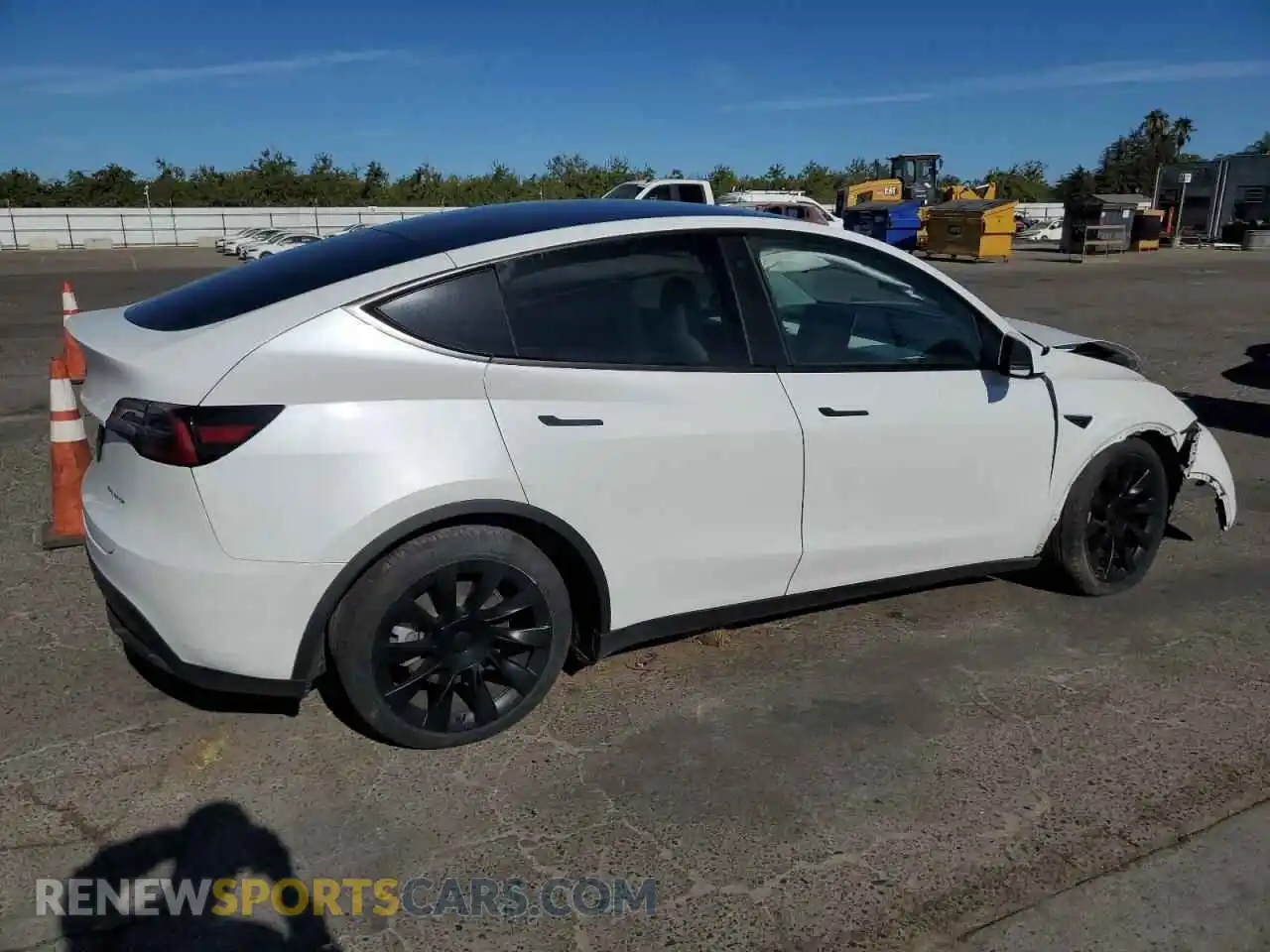 3 Photograph of a damaged car 7SAYGDEE1PF603564 TESLA MODEL Y 2023
