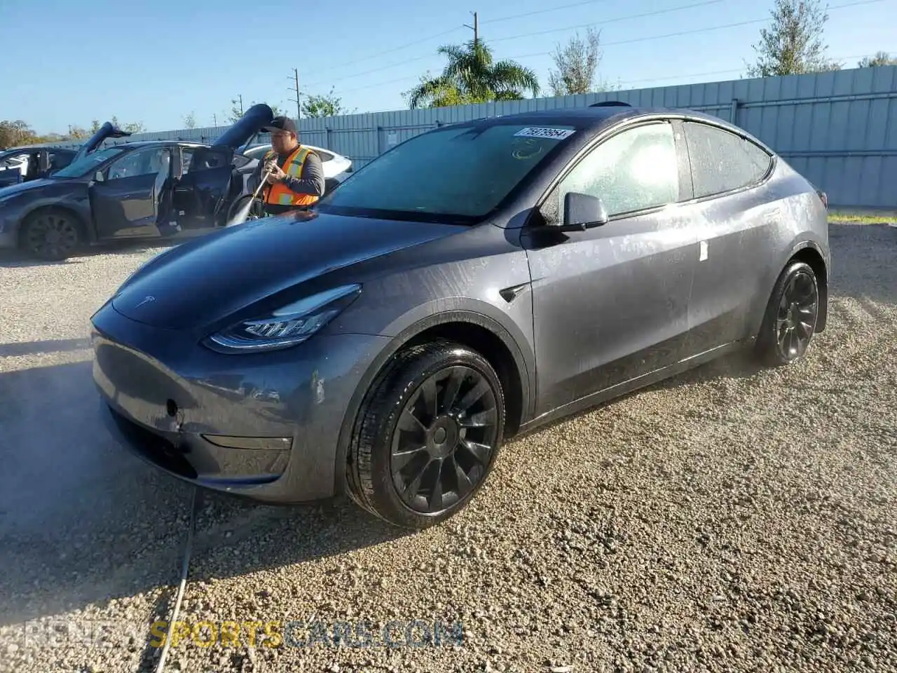 1 Photograph of a damaged car 7SAYGDEE1PF606044 TESLA MODEL Y 2023