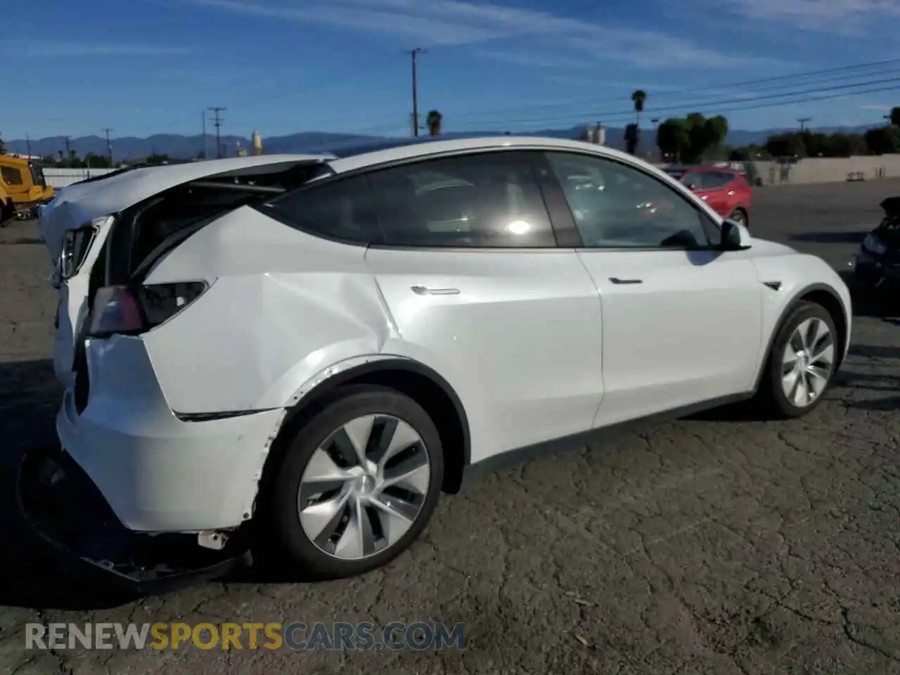 3 Photograph of a damaged car 7SAYGDEE1PF638153 TESLA MODEL Y 2023