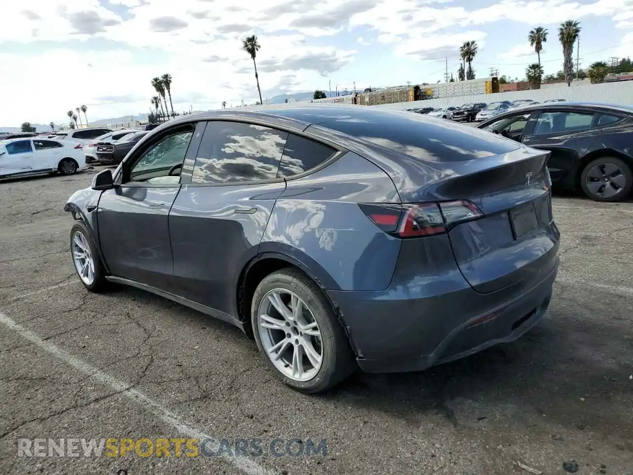 2 Photograph of a damaged car 7SAYGDEE1PF638220 TESLA MODEL Y 2023