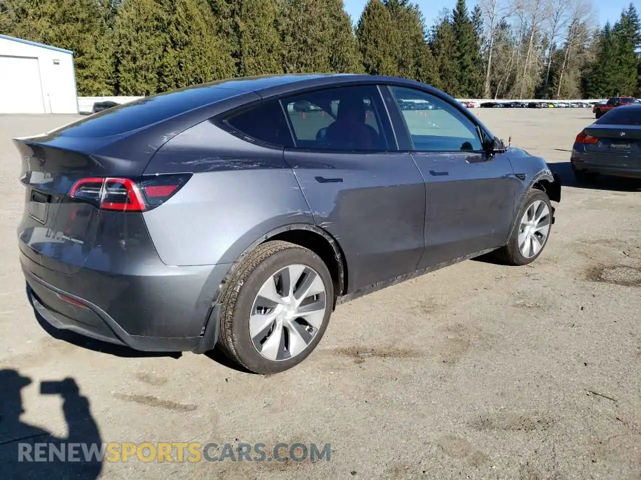 3 Photograph of a damaged car 7SAYGDEE1PF645698 TESLA MODEL Y 2023