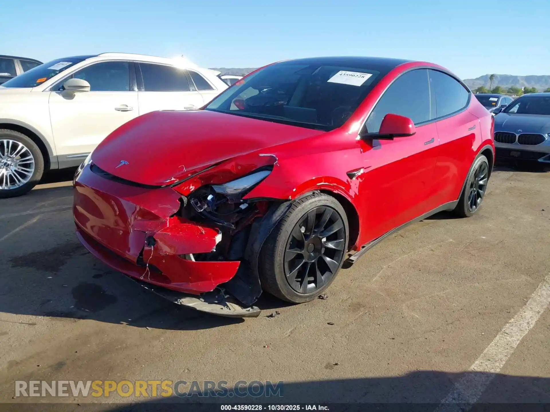 2 Photograph of a damaged car 7SAYGDEE1PF668687 TESLA MODEL Y 2023