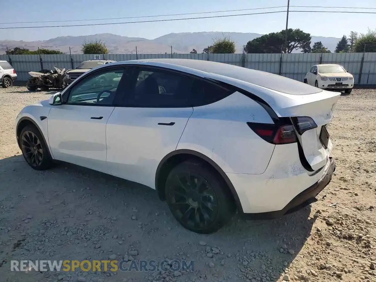 2 Photograph of a damaged car 7SAYGDEE1PF747437 TESLA MODEL Y 2023