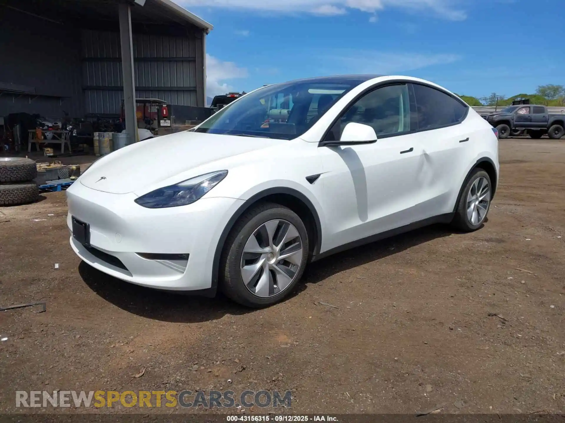 2 Photograph of a damaged car 7SAYGDEE1PF752864 TESLA MODEL Y 2023
